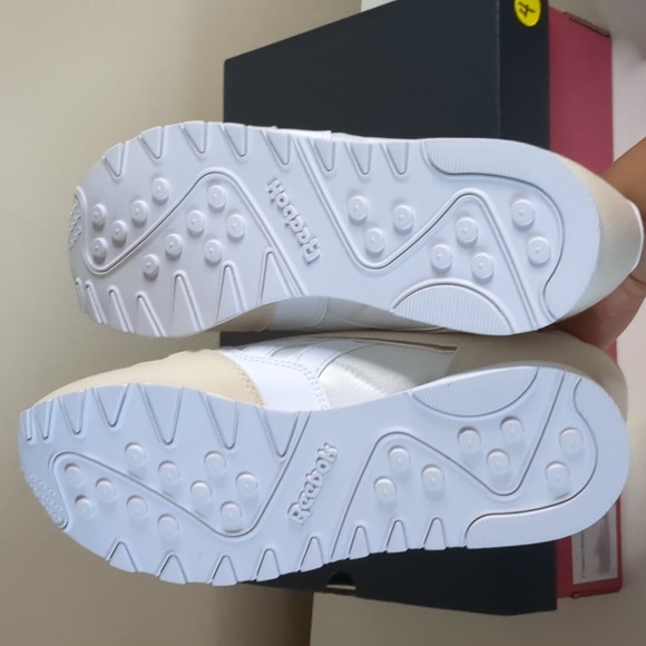 NIB Reebok Ultra Flash White and Cream Sneakers Size 8 - Picture 4 of 4
